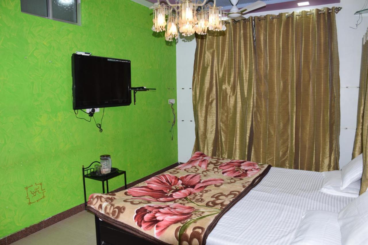 Hotel Deep Valley Mount Abu Ngoại thất bức ảnh