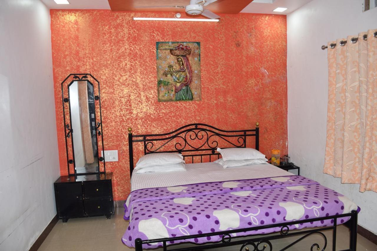 Hotel Deep Valley Mount Abu Ngoại thất bức ảnh