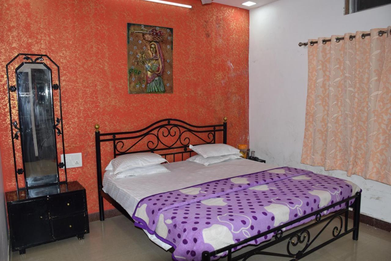Hotel Deep Valley Mount Abu Ngoại thất bức ảnh