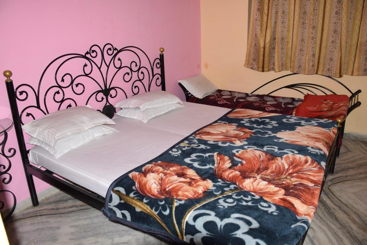 Hotel Deep Valley Mount Abu Ngoại thất bức ảnh