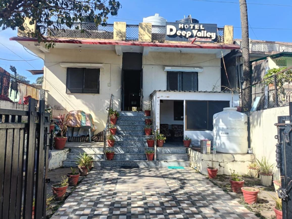 Hotel Deep Valley Mount Abu Ngoại thất bức ảnh